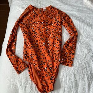 Rash guard bathing suit